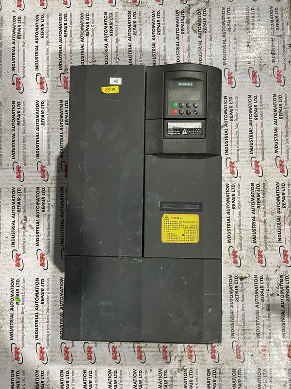 SIEMENS MICROMASTER 6SE6440-2AD32-2DB0