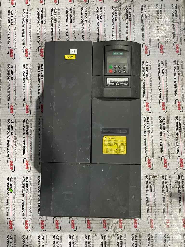 SIEMENS MICROMASTER 6SE6440-2AD32-2DB0