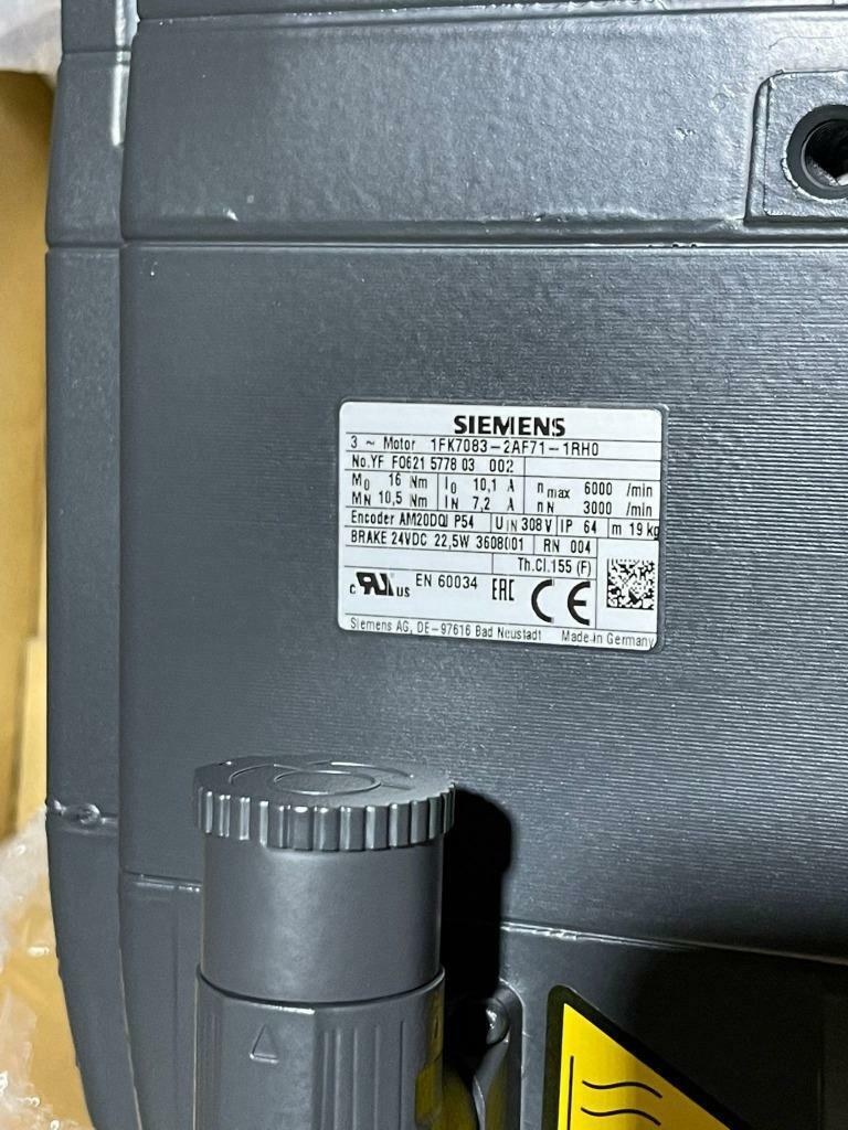 SIEMENS SERVO MOTOR 1FK7083-2AF71-1RH0